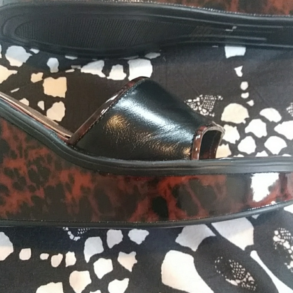 Shoes - Picture 7 of 7
